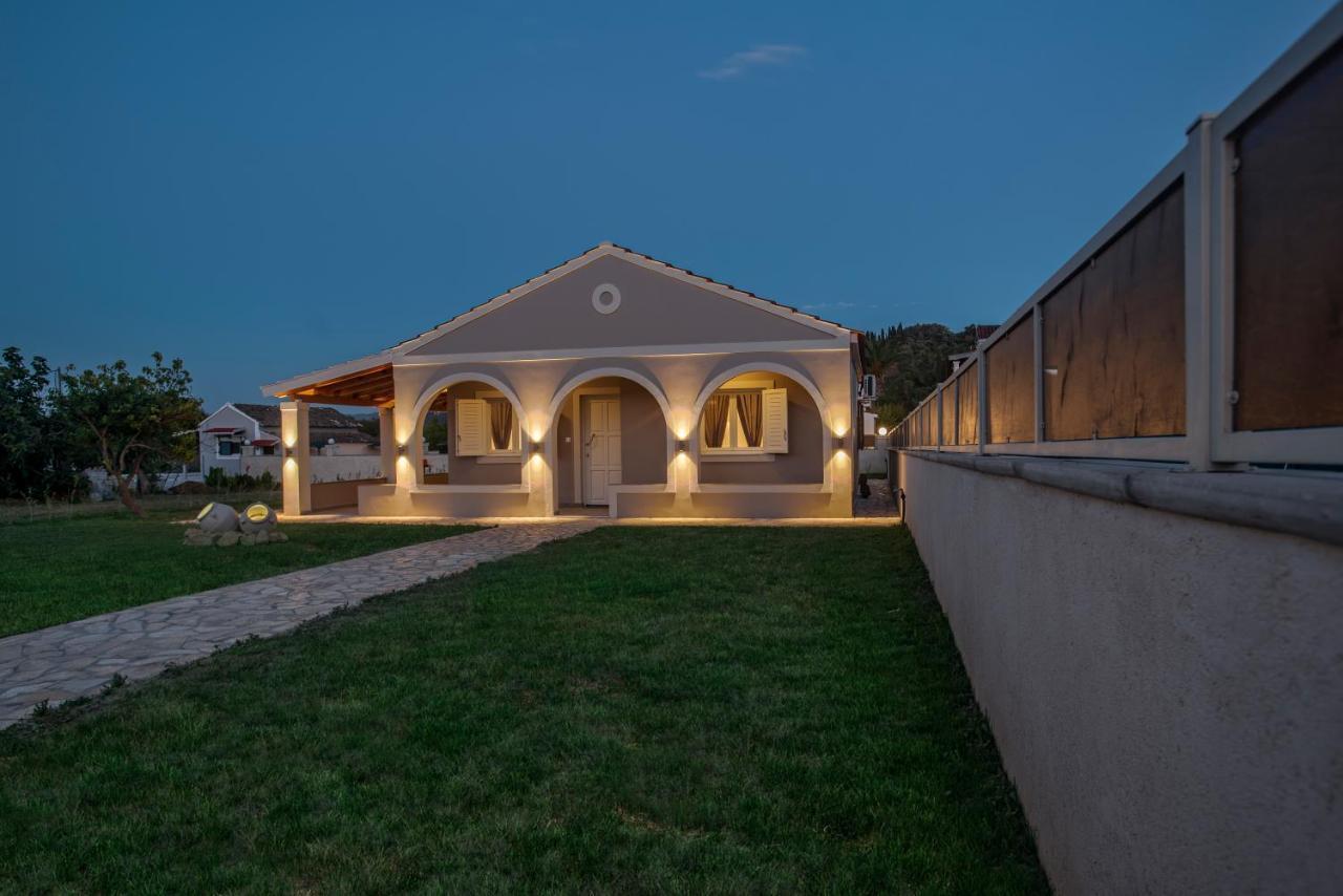 Villa Veneto Luxury Holidays Melíssia Exterior foto