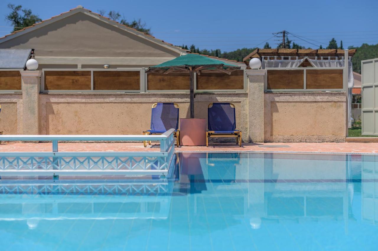Villa Veneto Luxury Holidays Melíssia Exterior foto